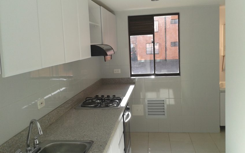CONJUNTO RESIDENCIAL LA FAMILIA TORRE 5 APT 104