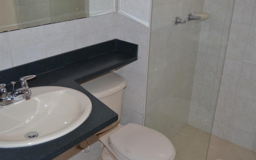 CONJUNTO RESIDENCIAL LA FAMILIA TORRE 10 APT 301