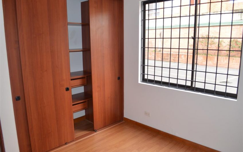 CONJUNTO RESIDENCIAL LA FAMILIA TORRE 8 APT 103