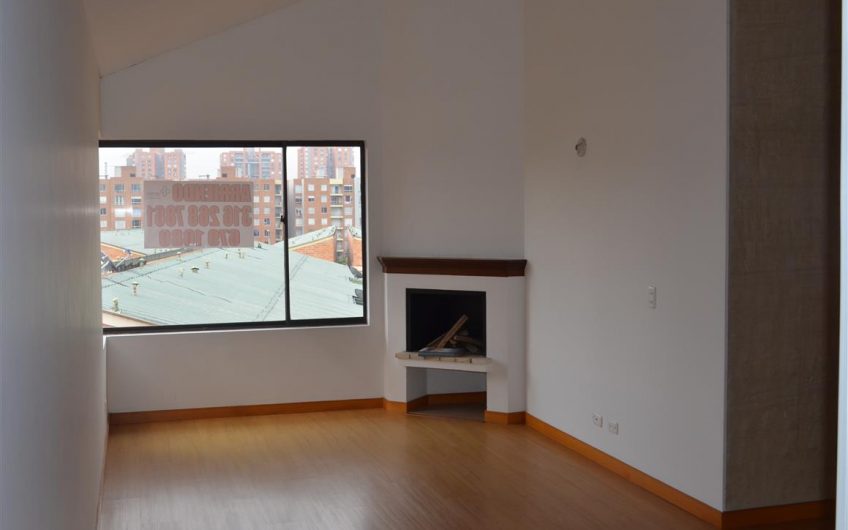 CONJUNTO RESIDENCIAL LA FAMILIA TORRE 6 APT 104