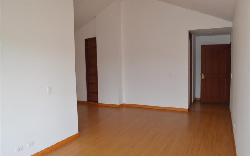 CONJUNTO RESIDENCIAL LA FAMILIA TORRE 3 APT 502