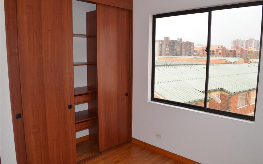 CONJUNTO RESIDENCIAL LA FAMILIA TORRE 3 APT 502