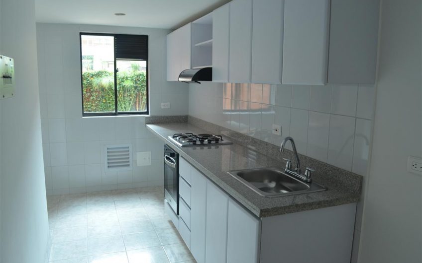 CONJUNTO RESIDENCIAL LA FAMILIA TORRE 5 APT 102