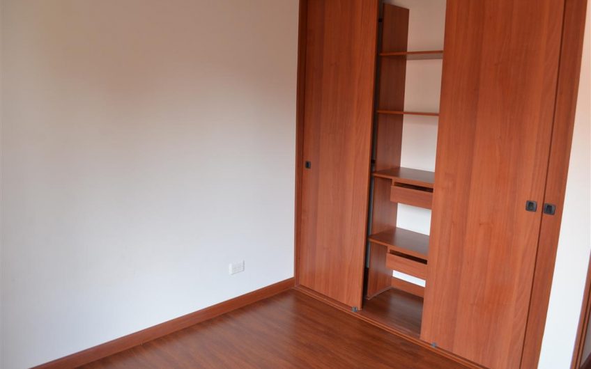 CONJUNTO RESIDENCIAL LA FAMILIA TORRE 7 APT 404