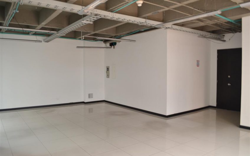 EDIFICIO TORRE  99.10  OFICINA 201